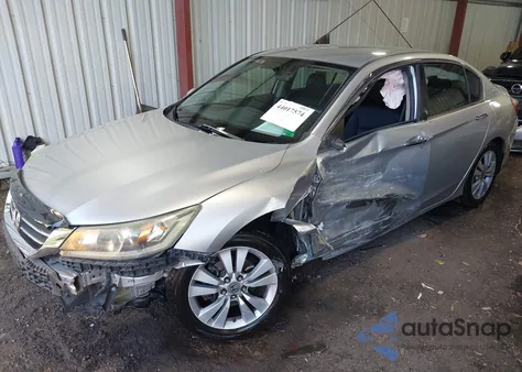 2015 Honda Accord Sport from USA, damaged, VIN 1HGCR2F52FA082898